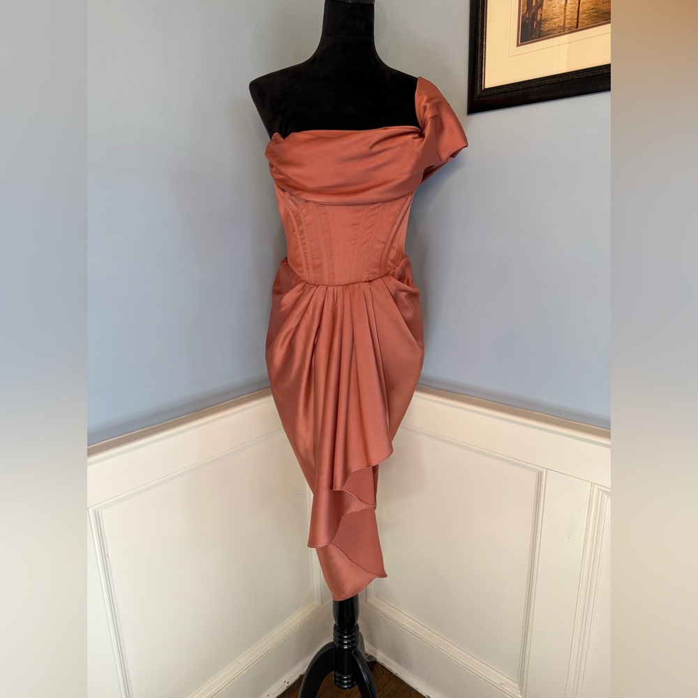 HOUSE OF CB 'Janis' Rouge Satin One Shoulder Draped Midi Dress Size XL-US 10-12